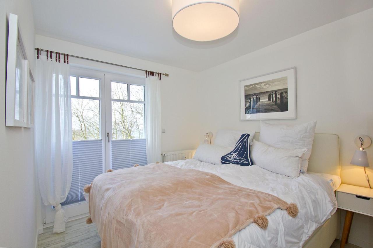 Moderne Ferienwohnung Mit Balkon, Meerblick - Ferienresidenz Zwei Boddenfewo 1-3 Lietzow 外观 照片